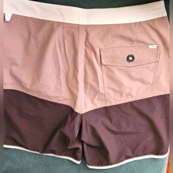 Cruise Boardshort - Picture 7 of 8